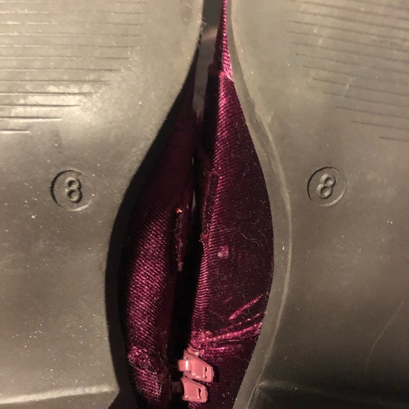 Red size 8 boots - Picture 4 of 6